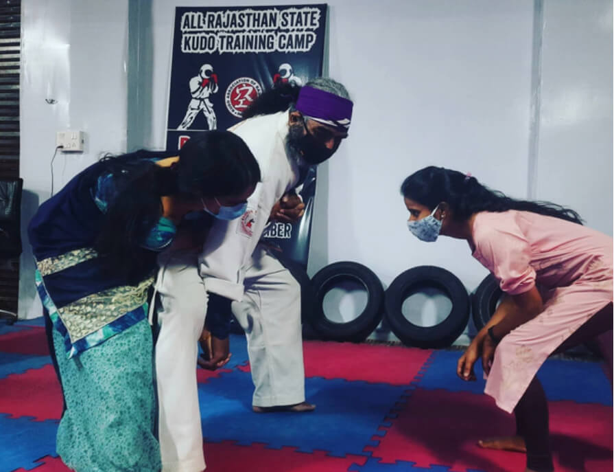 Rajkumar Menaria teaching women self-defense techniques (Image credit: Rajkumar Menaria Facebook)
