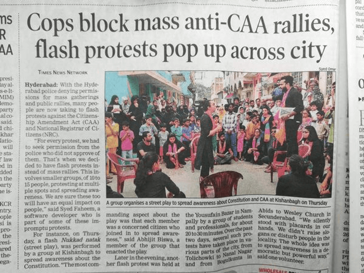 The street plays done by Bharat Dekho during the CAA-NRC protests were warmly welcomed by the audience and extensively covered by the media. (Image credit: Abhijeet Biswas)