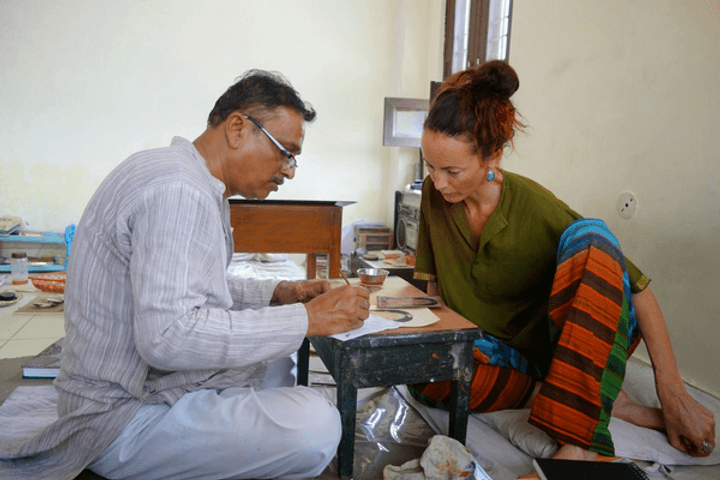 Art Inn provides artists the opportunity to learn miniature painting from master painter Ajay Sharma (Image credit: Blogspot)