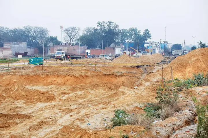 Excessive mining activites and deforestation in the Aravallis has led to unplanned se