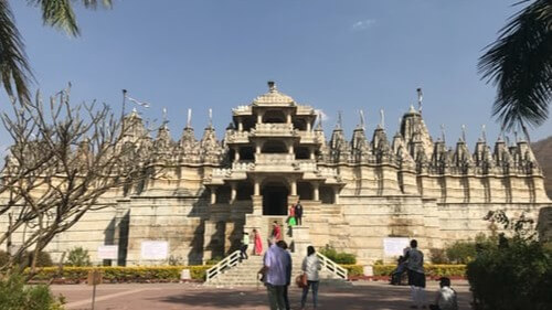Exploring Kumbhalgarh and Ranakpur in a Day
