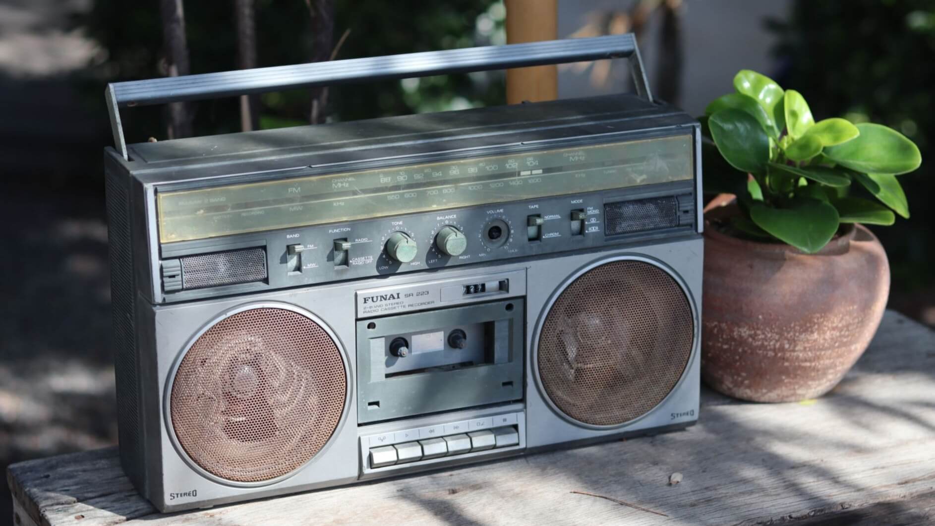 How Radio Has Stayed Relevant in the Digital Age 